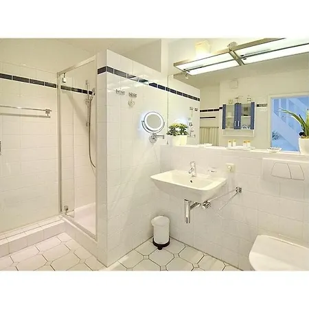 Maisonnette Met Charme Hotel 4*